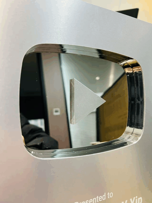 Placa de YouTube Plata OG Style - Image 5